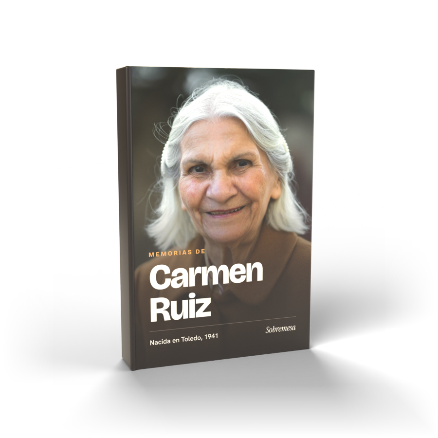 Libro con portada de retrato: Memorias de Carmen Ruiz